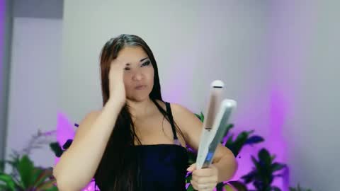 DivineLynn online show from November 24, 2:16 pm