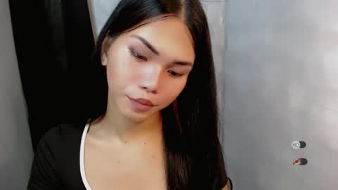 Snapshot of dixie_cutie chatting on October 18, 7:56 am Dixie online show from October 18, 7:56 am