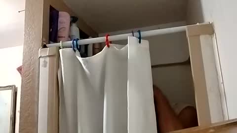 dixonbird41 online show from March 5, 8:10 am