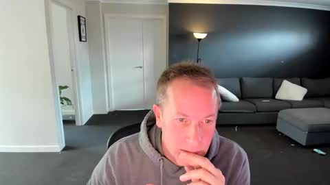 djallnightlong online show from April 26, 6:00 am