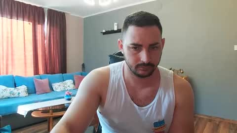 Snapshot of djmute chatting on March 10, 7:00 am STR8 BOYv online show from March 10, 7:00 am