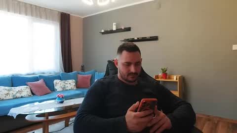Snapshot of djmute chatting on February 10, 1:33 pm STR8 BOYv online show from February 10, 1:33 pm