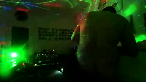 djnackt75 online show from May 22, 12:50 am