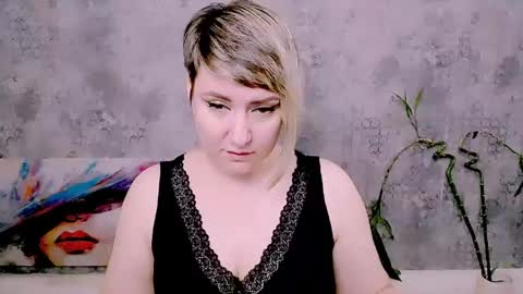 djullia online show from May 25, 7:25 am