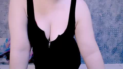Snapshot of djullia chatting on March 10, 9:12 am djullia online show from March 10, 9:12 am