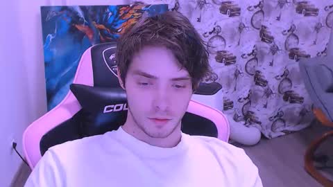 Snapshot of dmitryromanov chatting on October 15, 4:05 am Dead A online show from October 15, 4:05 am