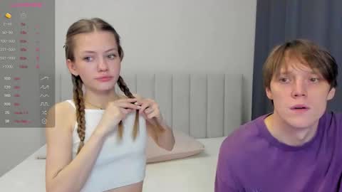 Polly and Kiriko online show from October 27, 5:40 am