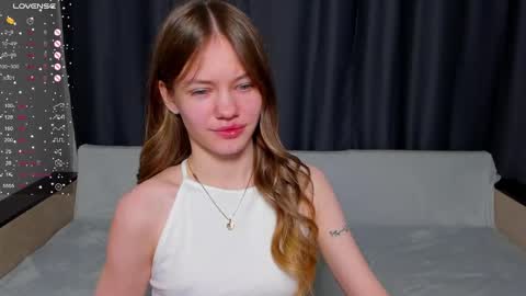 Polly and Kiriko online show from February 15, 12:15 am