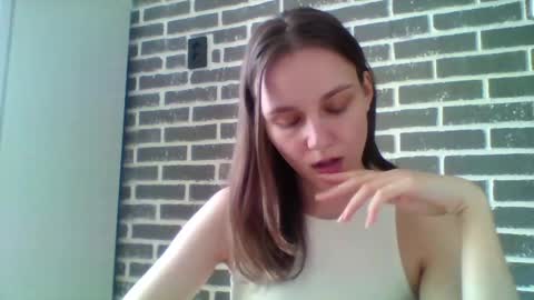dolcezza_ online show from April 23, 12:29 pm