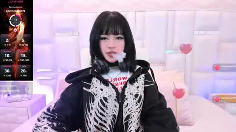 doll  bella online show from May 10, 2:01 pm