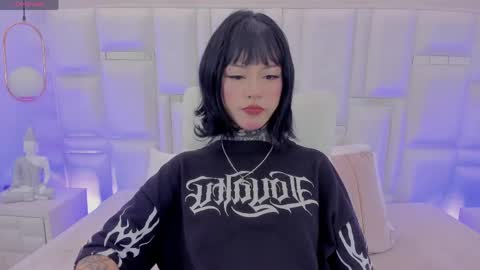 doll  bella online show from April 6, 12:50 pm