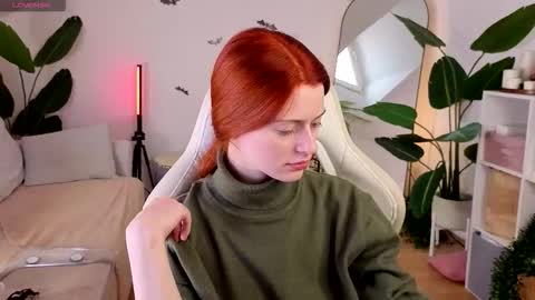 Your doll Lesli online show from October 27, 9:09 am