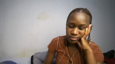 dollberry online show from February 6, 2:00 am