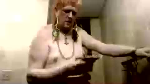 DollyDoom666 online show from August 1, 9:44 am