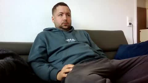 dombio_12 online show from April 4, 9:16 am