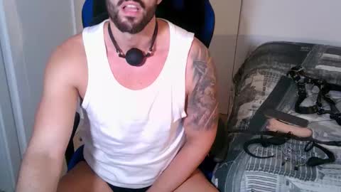 Snapshot of dominatedtitan chatting on September 28, 4:05 pm DominatedTitan online show from September 28, 4:05 pm