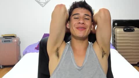 Snapshot of dominic_radccliffe chatting on September 15, 3:19 am Your real love online show from September 15, 3:19 am
