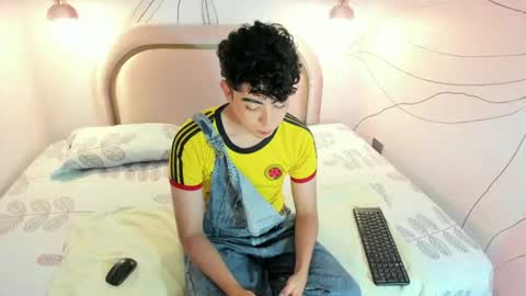 DOMINIC  online show from July 7, 8:02 pm
