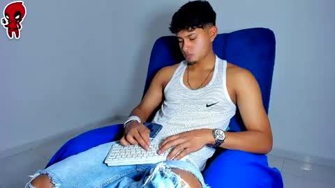  Dominic  online show from May 16, 4:31 am