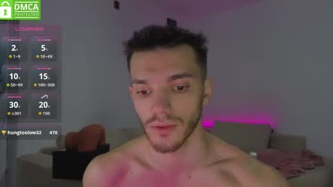 dominicvalente online show from March 21, 1:11 am