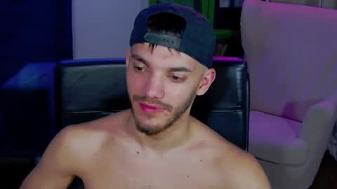 dominicvalente online show from November 8, 2:25 am