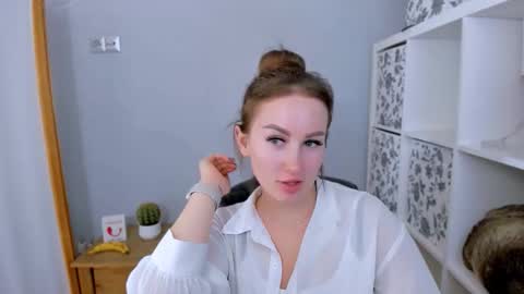 DonnaSensual online show from November 12, 8:44 pm