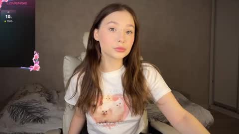 Stacy online show from February 25, 4:57 pm