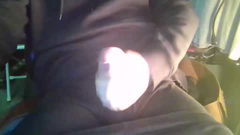 donutz333 online show from March 12, 10:30 am