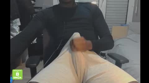 doomdrag3 online show from March 14, 11:42 pm