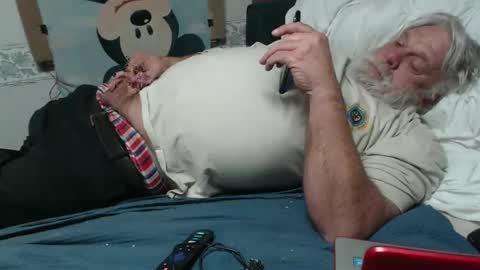 Snapshot of doouugcumming chatting on January 12, 9:40 pm cummingdoouug online show from January 12, 9:40 pm