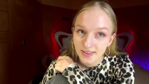 Anika online show from March 30, 4:51 pm