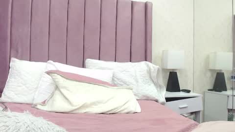 Anny online show from December 22, 1:18 pm