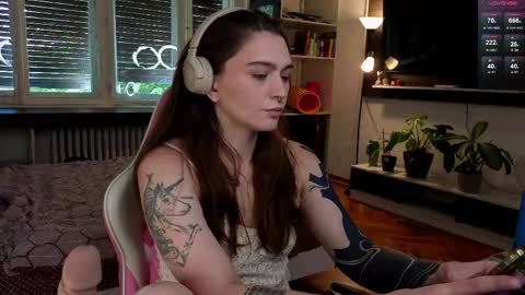 Alice online show from May 26, 8:31 am