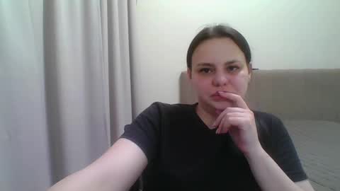 dori_cutie online show from March 11, 6:33 pm