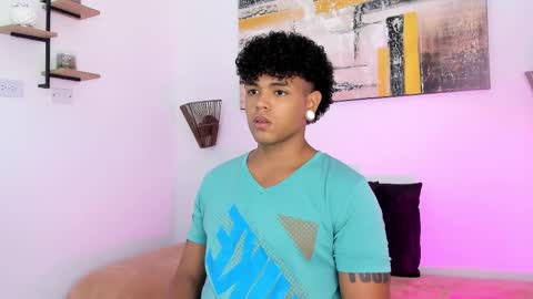 jaden online show from December 15, 1:43 pm