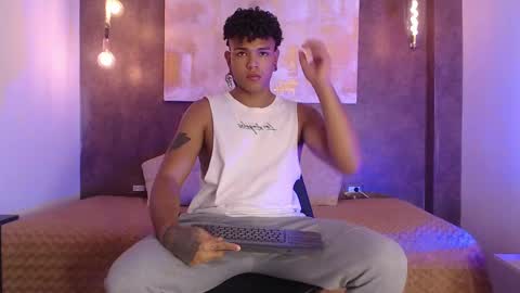 jaden online show from December 4, 1:47 pm