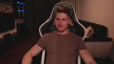 Dorian Reyes online show from November 1, 12:44 am