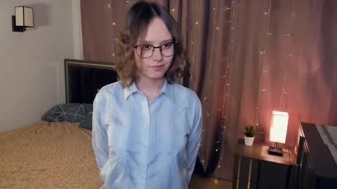 Violet online show from November 6, 8:12 pm