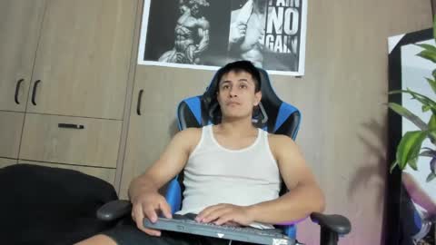 dorman_boy online show from May 25, 3:56 am