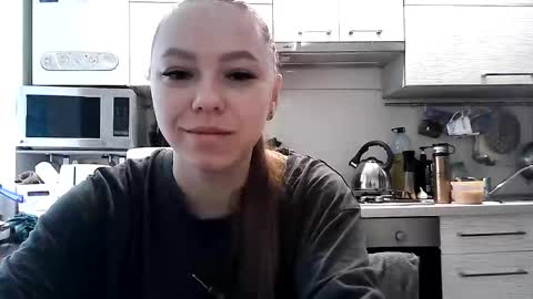 Dorrie Ann online show from March 11, 5:24 am