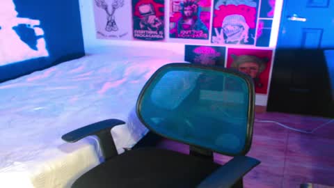 will online show from April 1, 11:34 pm