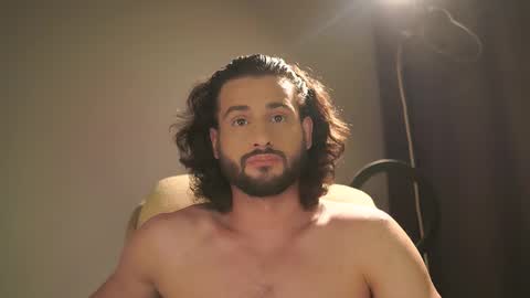 Keen online show from November 11, 9:39 pm