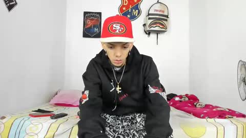 douglas_gallegos online show from December 9, 4:12 am