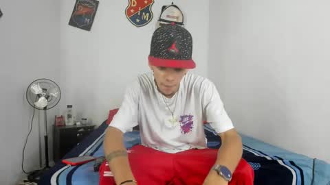 douglas_gallegos online show from January 11, 6:54 pm