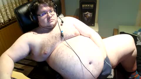 dovahkaat online show from December 17, 8:10 pm