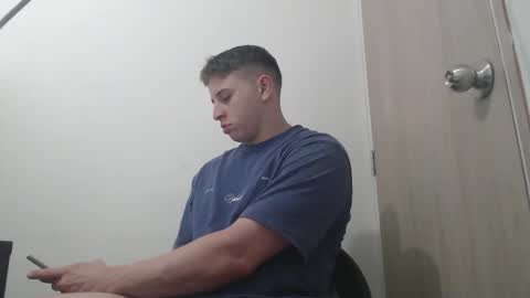 draco_boy2000 online show from November 18, 9:07 pm