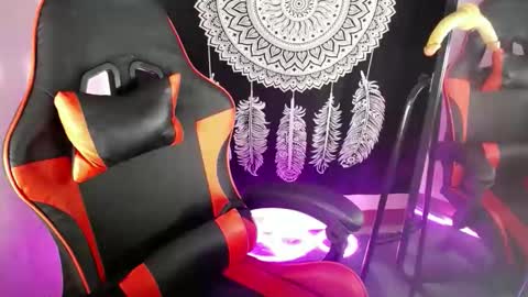 drag_me_to_heavenxx online show from January 16, 9:29 am