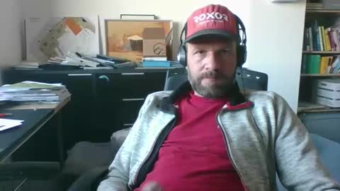 dragonflyy83 online show from April 7, 1:24 pm