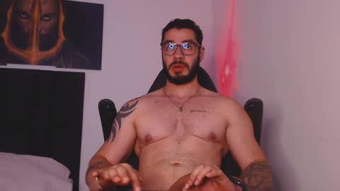 Snapshot of drake_cole11 chatting on December 12, 11:28 am drake_cole11 online show from December 12, 11:28 am