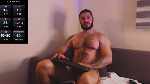 Snapshot of drake_cole11 chatting on October 20, 11:21 pm drake_cole11 online show from October 20, 11:21 pm